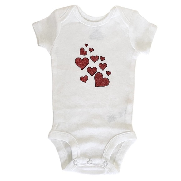 Carter’s Newborn Baby Handmade Hearts Graphic White One-Piece with Snaps - Picture 13 of 13
